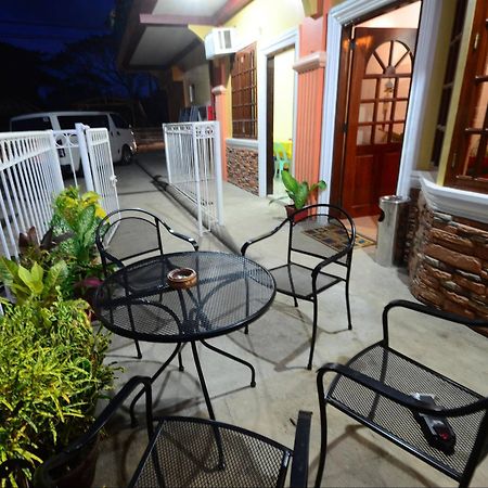 Princess Armicha Pension House Puerto Princesa Екстериор снимка